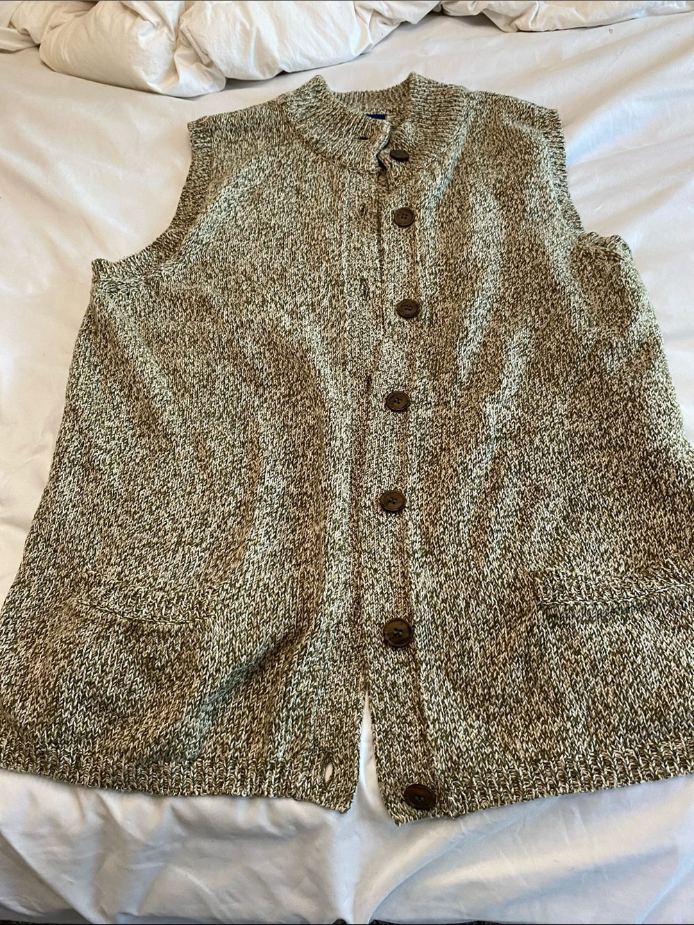 Basic Editions Women's Olive and Brown Marled Sleeveless Cardigan